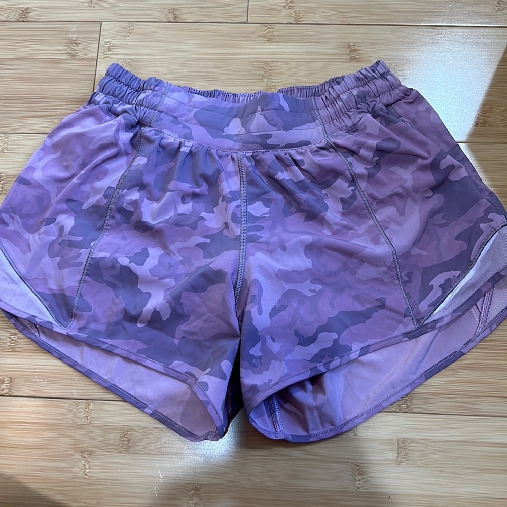 Lululemon shorts!